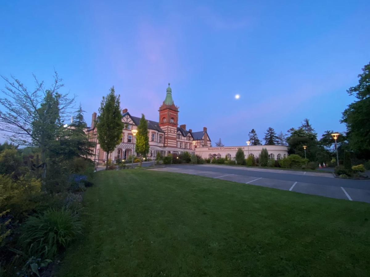 Hotel The